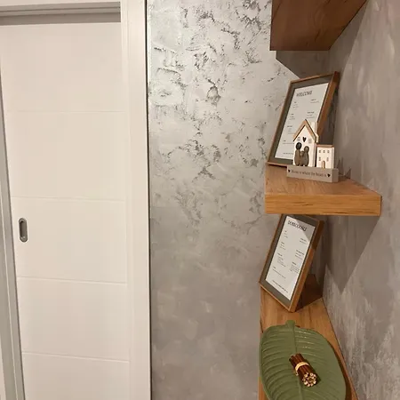 A&v